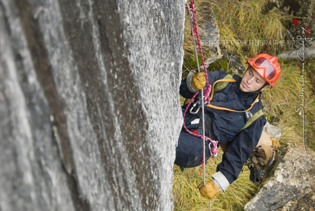 Faire des photos de descente en rappel… en pratique