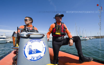 Patrouille des sauveteurs en mer de la SNSM [Ref:2210-14-0171]