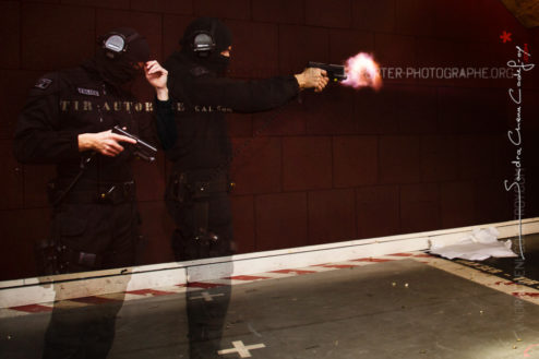 Opérateur du RAID Marseille au stand de tir [Ref:1115-18-0386] Détail