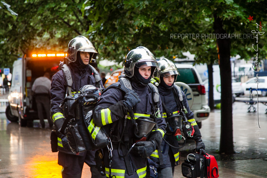 Arrivée de pompiers de la BSPP [Ref:2116-15-0272]