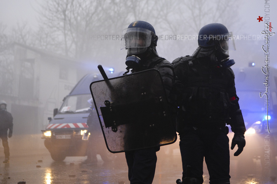 EGM en maintien de l'ordre au CNEFG Saint Astier [Ref: 1408-01-0021]