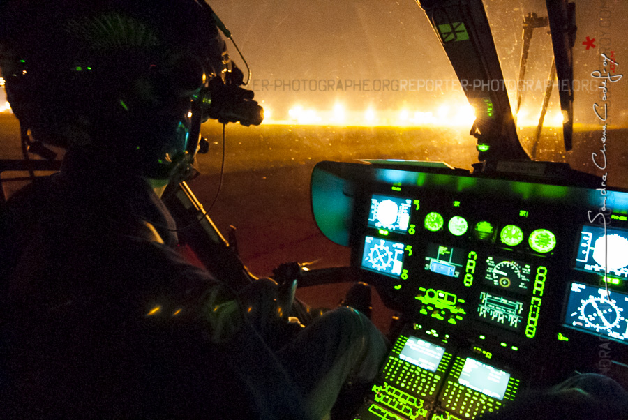 Posé de nuit d’un EC145 de la Gendarmerie [Ref:3108-30-0381]