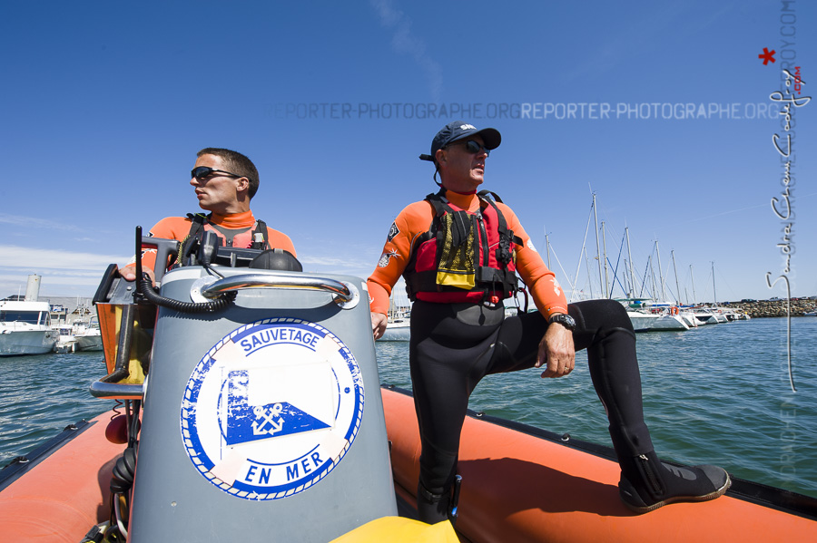 Patrouille des sauveteurs en mer de la SNSM [Ref:2210-14-0171]