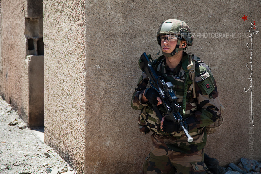 Soldat en entraînement au CNEC [Ref:4316-14-0522]