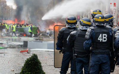 Maintien de l’ordre sur les champs-Elysées