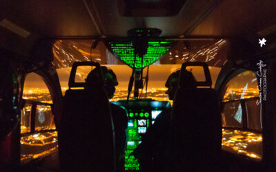 Dans le cockpit d’un EC145 gendarmerie de nuit